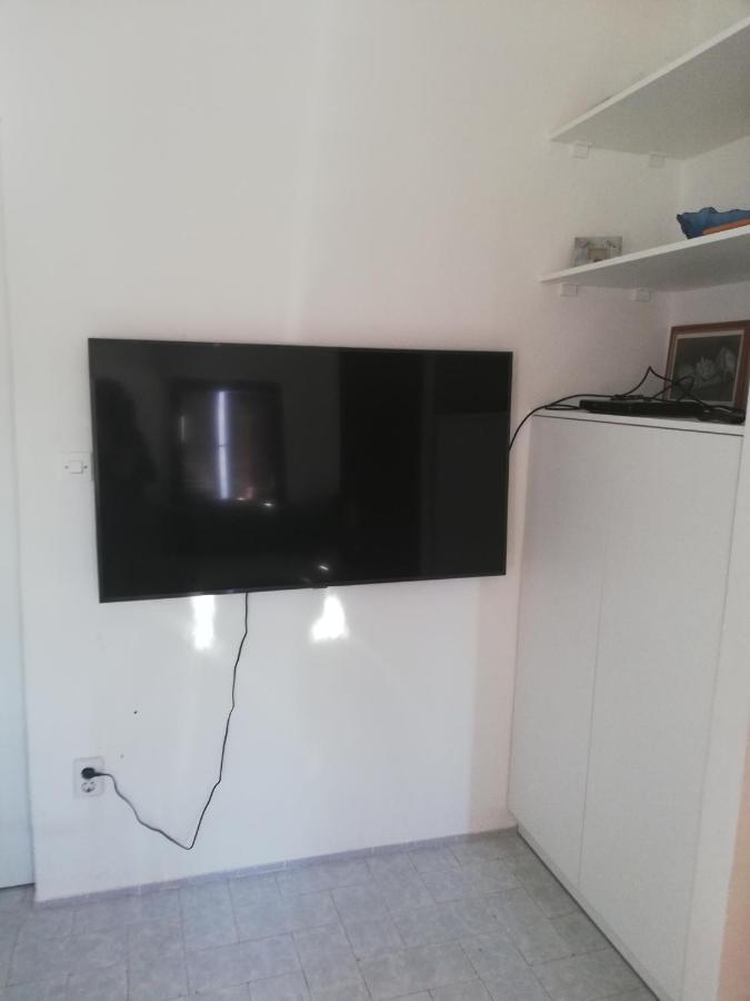 Apartmani Bono Primošten Buitenkant foto