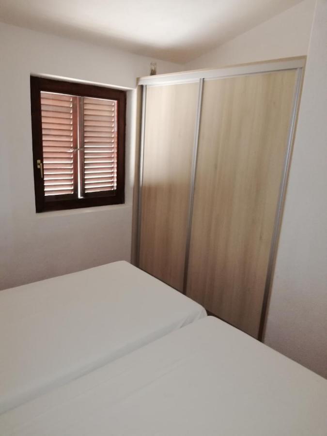 Apartmani Bono Primošten Buitenkant foto